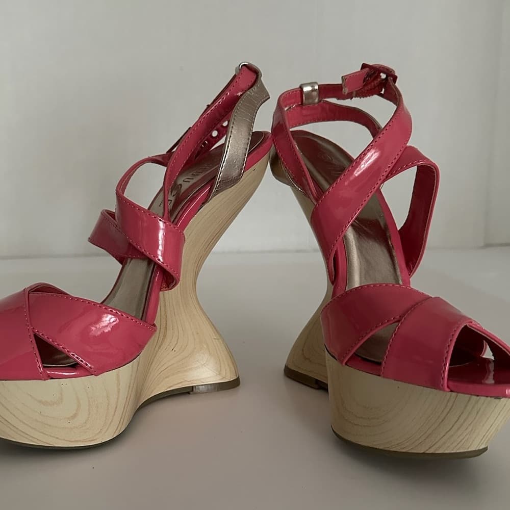Rouge Patent Crisscross Wedge Platform Sandals Y2K Size 7.5 - Thumbnail 10