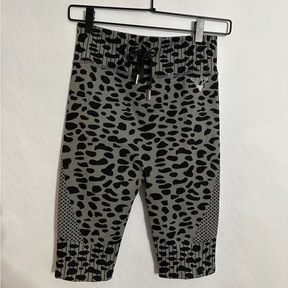 Twill Active Tie Waist Seamless Shorts Grey Leopard Print High Waist Size Large - Thumbnail 4