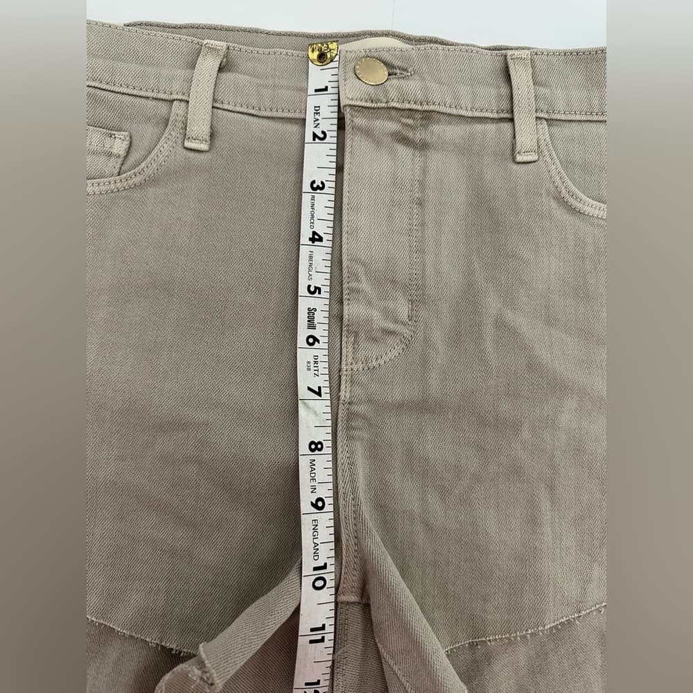 NWT L’AGENCE Audrey Mid-Rise Raw Hem Cut-Off Shorts Size 31 Biscuit Neutral - Thumbnail 5
