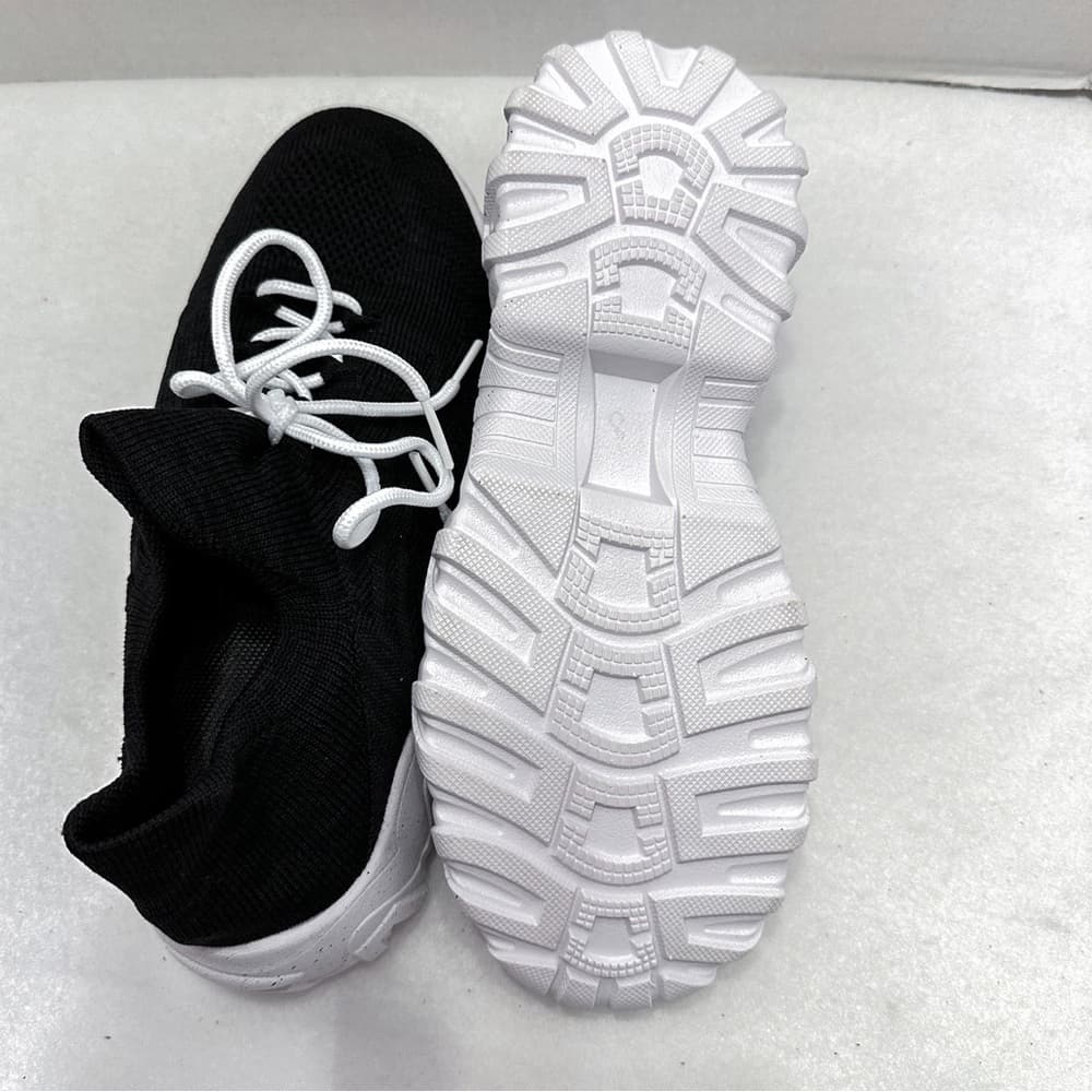 Black Mesh Breathable Casual Lightweight Sneakers w White Speckled Soles Size 9 - Thumbnail 3