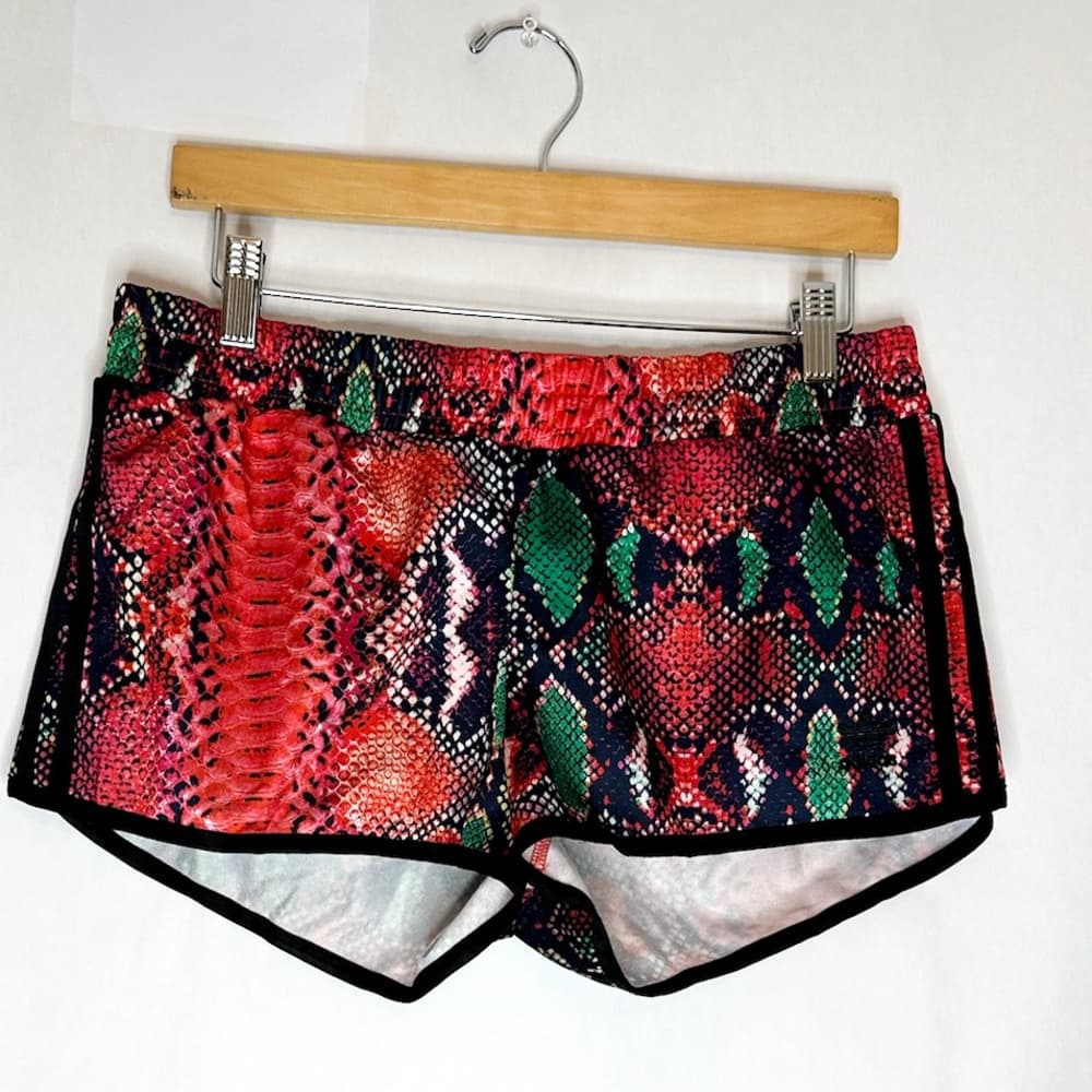 NWT Adidas 3 Stripes Snakeskin Print Rare LE Women's Running Shorts Medium - Thumbnail 7