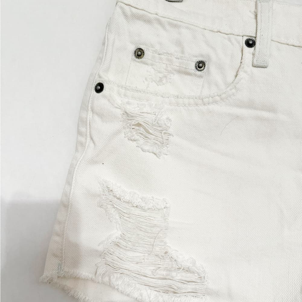 NWT Carmar Titania Distressed White Denim Jean Shorts Size 28 Festival SEE NOTE - Thumbnail 3