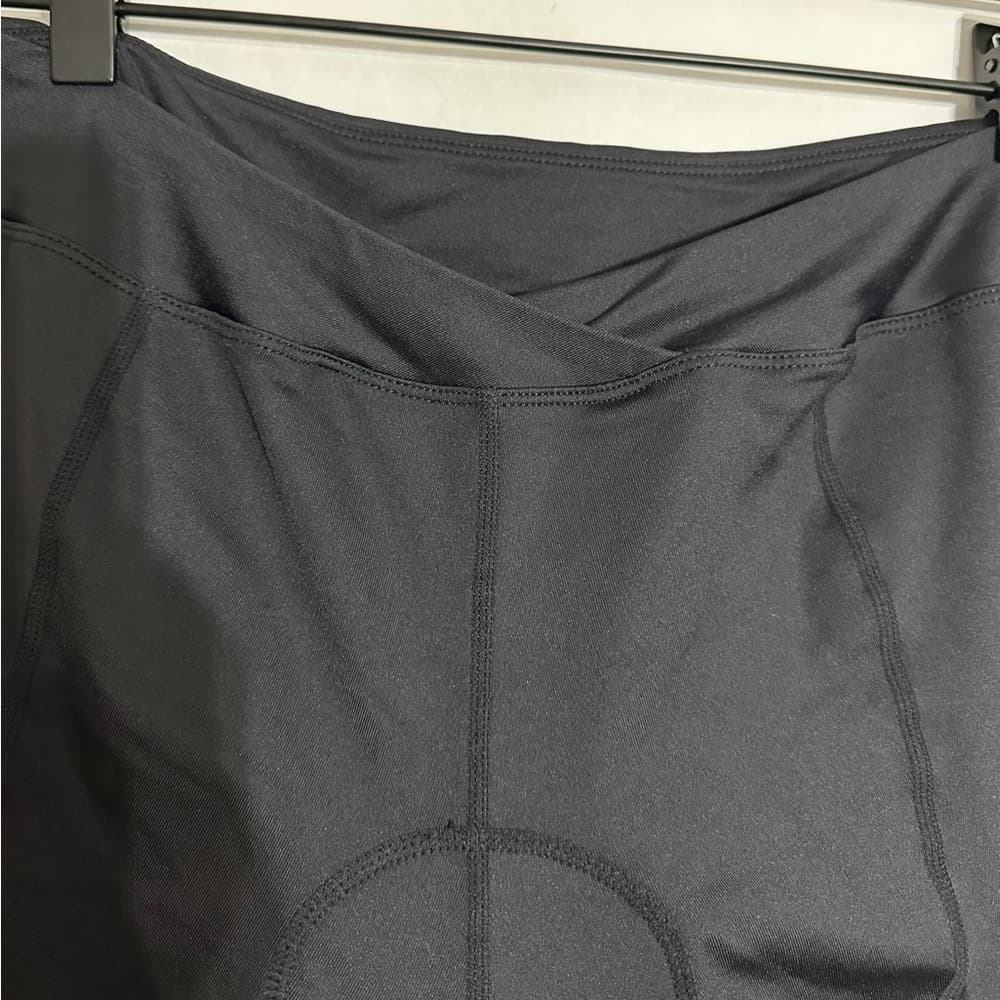 Bontrager Black Padded Cycling Shorts Women’s Large - Thumbnail 4