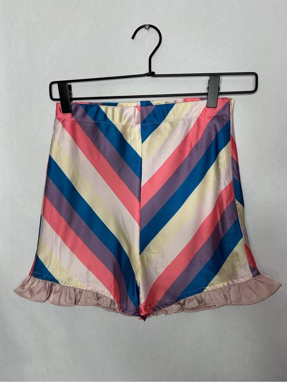 NWT Serpenti Chevron Stripe Ruffle Hem Micro Hot Shorts Pinup Style Retro XSmall - Thumbnail 4