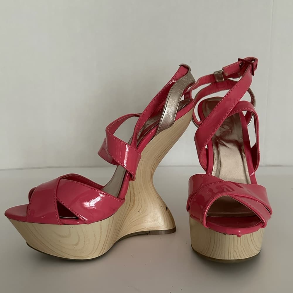 Rouge Patent Crisscross Wedge Platform Sandals Y2K Size 7.5 - Thumbnail 4