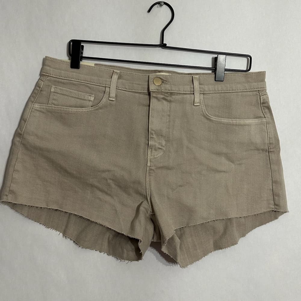 NWT L’AGENCE Audrey Mid-Rise Raw Hem Cut-Off Shorts Size 31 Biscuit Neutral - Thumbnail 11