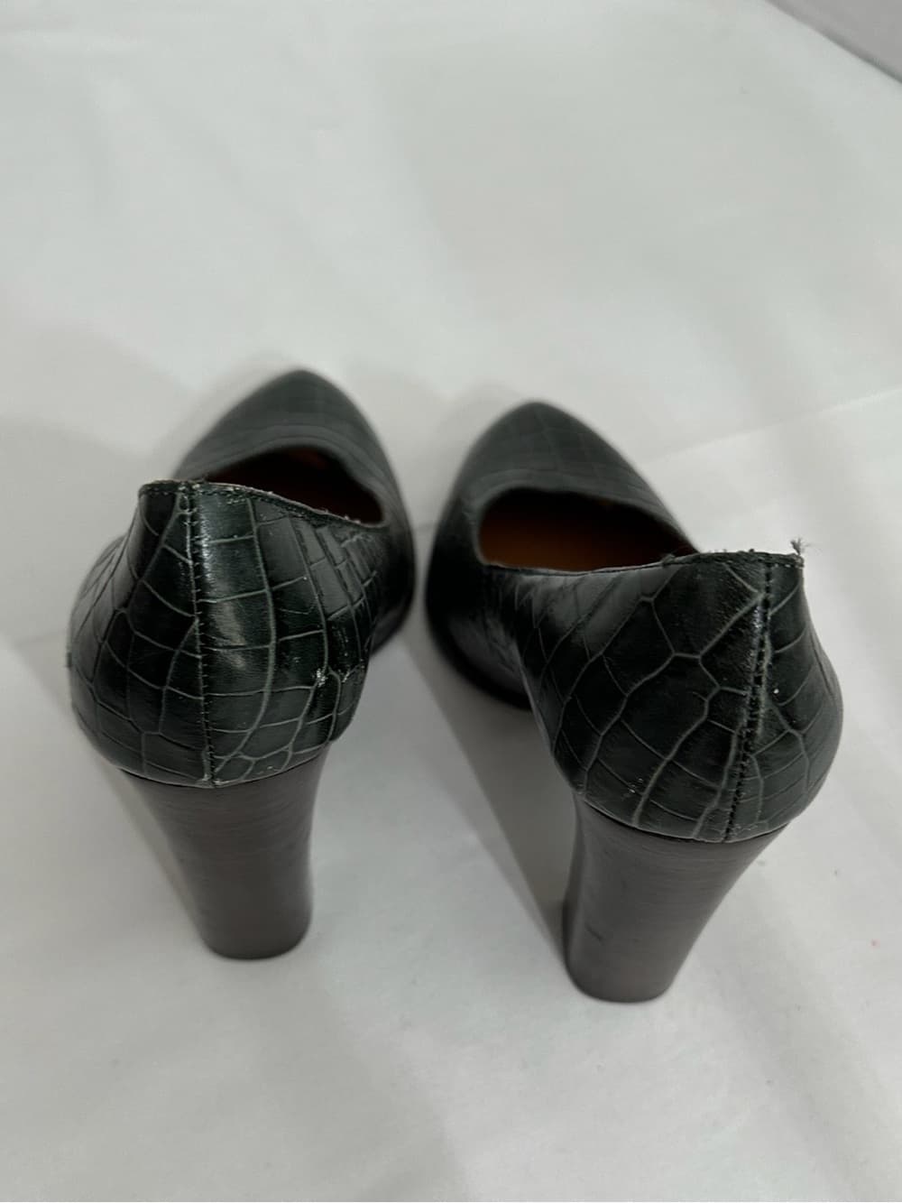& Other Stories Croc Embossed Platform Block Heel Pumps US 6 Quiet Luxury - Thumbnail 4