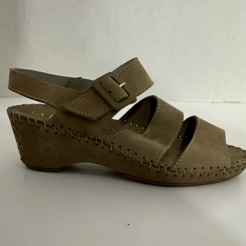 NEW Le Plume Italy Tan Leather Strapped Open Toe Wedge Sandals IT 37 (US 6.5-7) - Thumbnail 5