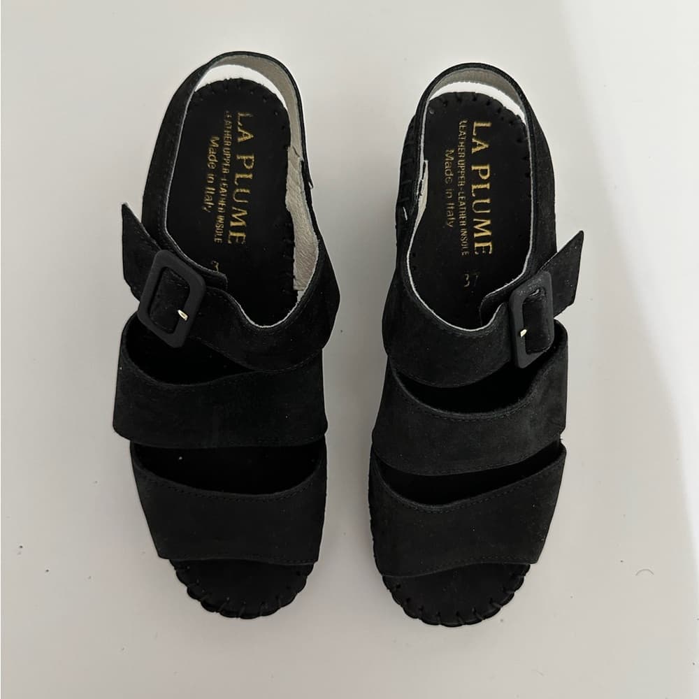 NEW Le Plume Italy Black Leather Strap Open Toe Wedge Sandals IT 37 (US 6.5-7)
