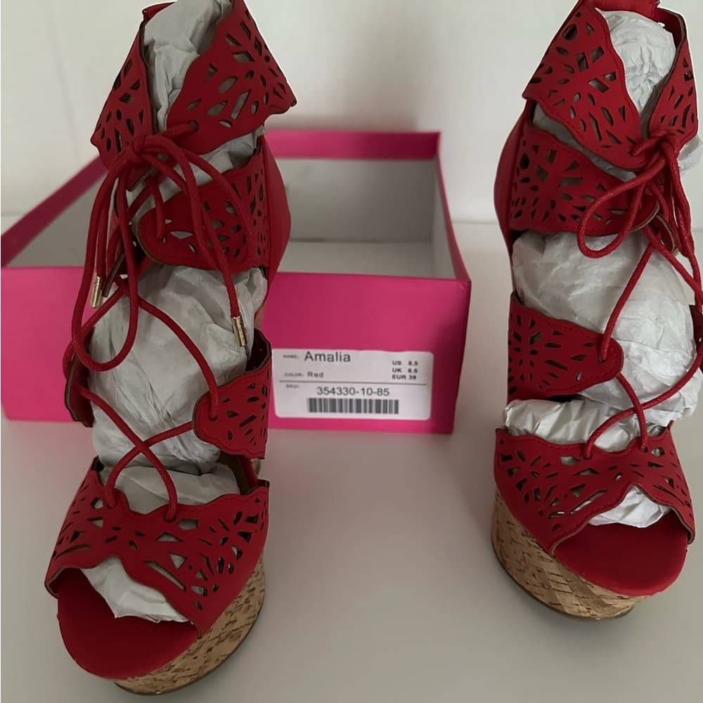NIB JustFab Red Laser-Cut Cork Wedge Platform Sandals “Amalia” Size 8.5 - Thumbnail 11