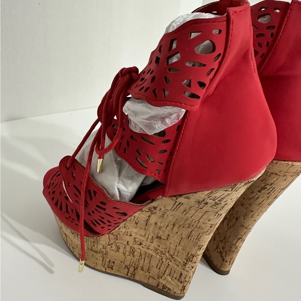 NIB JustFab Red Laser-Cut Cork Wedge Platform Sandals “Amalia” Size 8.5 - Thumbnail 6
