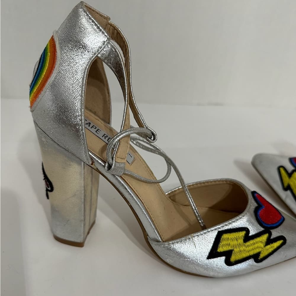 Cape Robbin Metallic Silver Block Heel Patches Flamingo Rainbow Sandals 8 Kitsch - Thumbnail 8