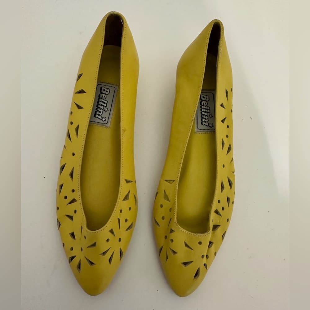 Bellini Yellow Leather Cutout Flats Pointed Toe Size 8M Whimsical Brazilian - Thumbnail 3