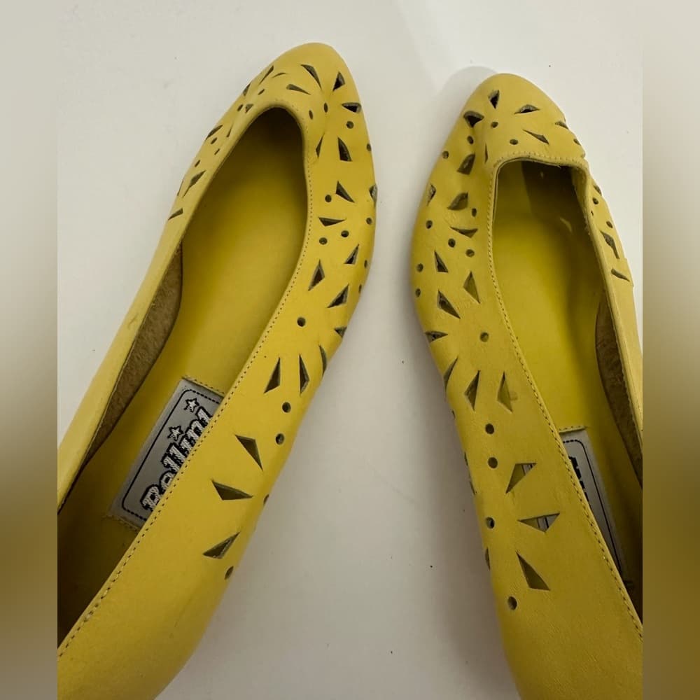 Bellini Yellow Leather Cutout Flats Pointed Toe Size 8M Whimsical Brazilian - Thumbnail 8