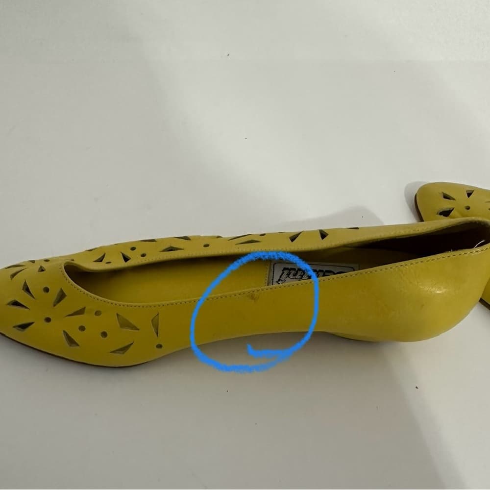 Bellini Yellow Leather Cutout Flats Pointed Toe Size 8M Whimsical Brazilian - Thumbnail 2