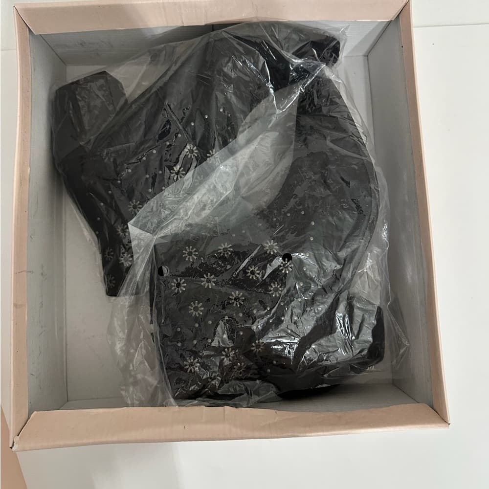 NIB JustFab “Rebel” Black Western Booties with Studded Floral Design Size 8.5 - Thumbnail 4