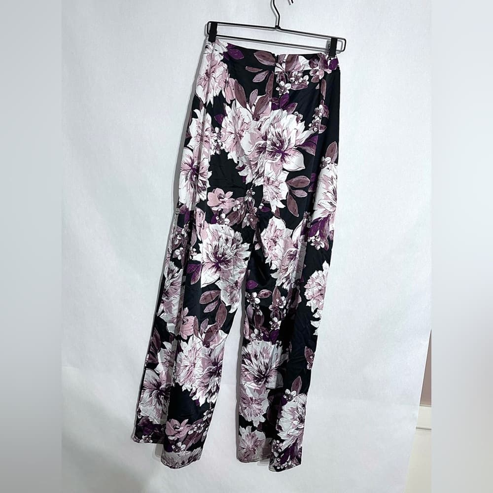 Charlotte Russe Floral Wide Leg Pants Black Purple Size X-Large Feminine Garden - Thumbnail 2