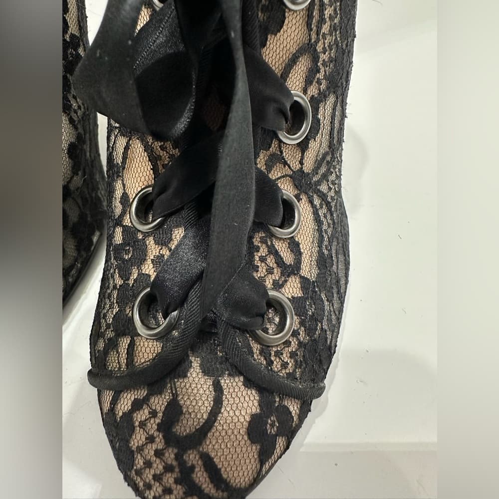 Beverly Feldman Black and Cream Ribbon Lace Up Bootie Pump Heels Size 7.5 Y2K - Thumbnail 9