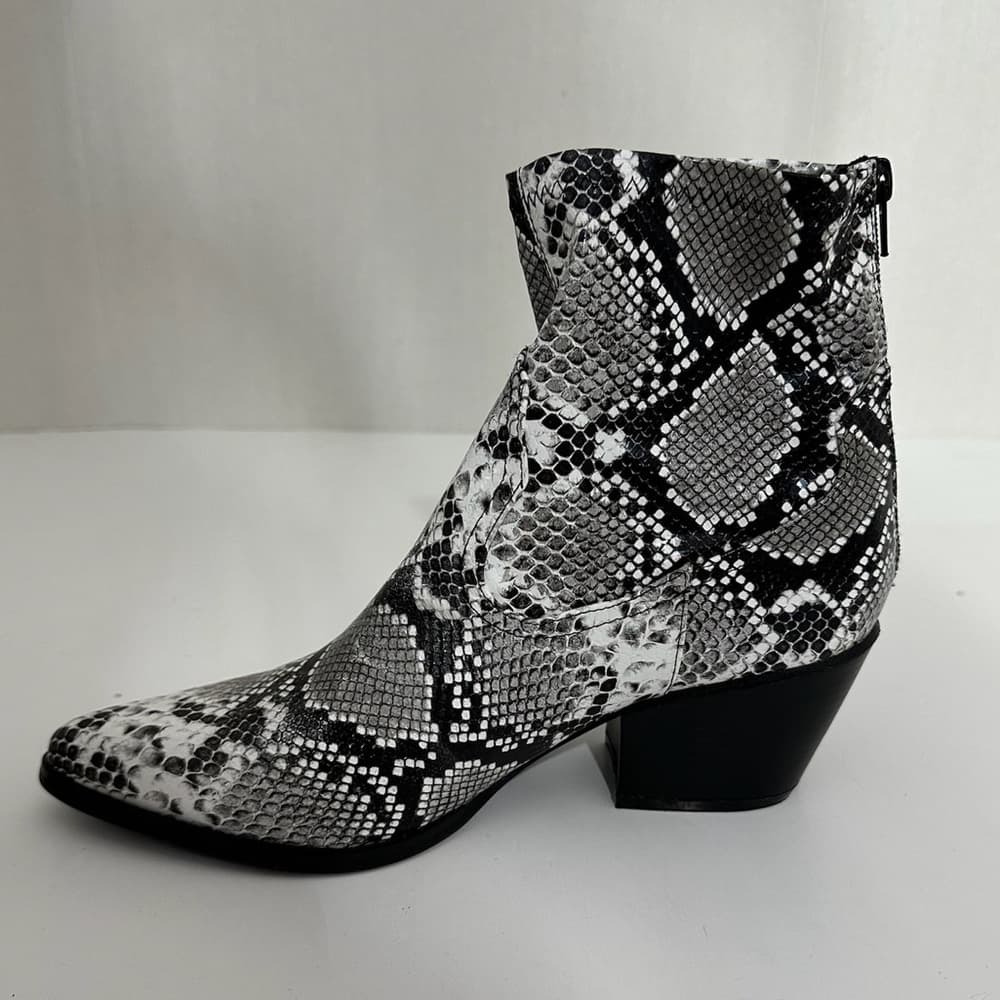 YOKI Snakeskin Western Pointed Toe Ankle Boots Faux Leather Zip Booties Size 10 - Thumbnail 6