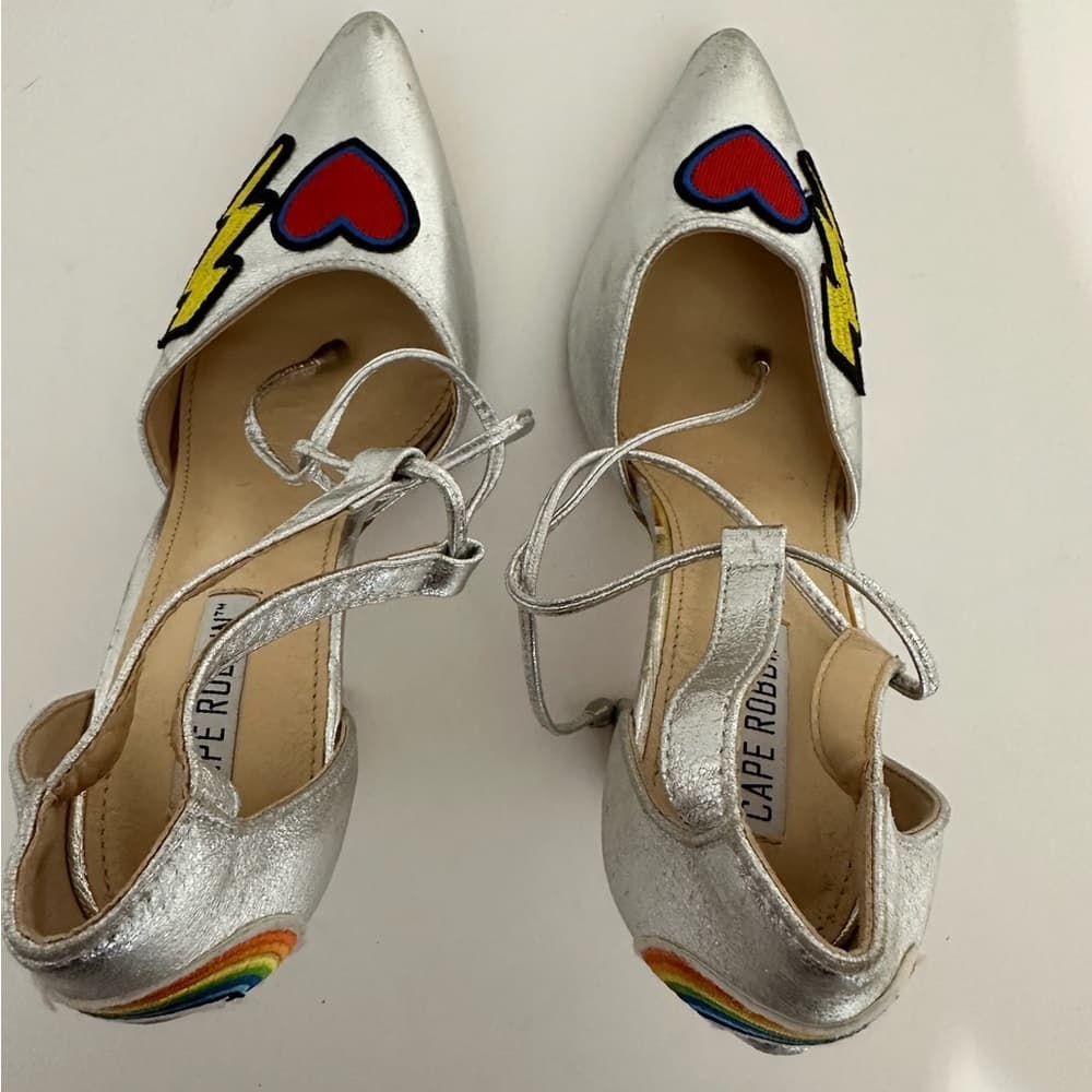Cape Robbin Metallic Silver Block Heel Patches Flamingo Rainbow Sandals 8 Kitsch - Thumbnail 3