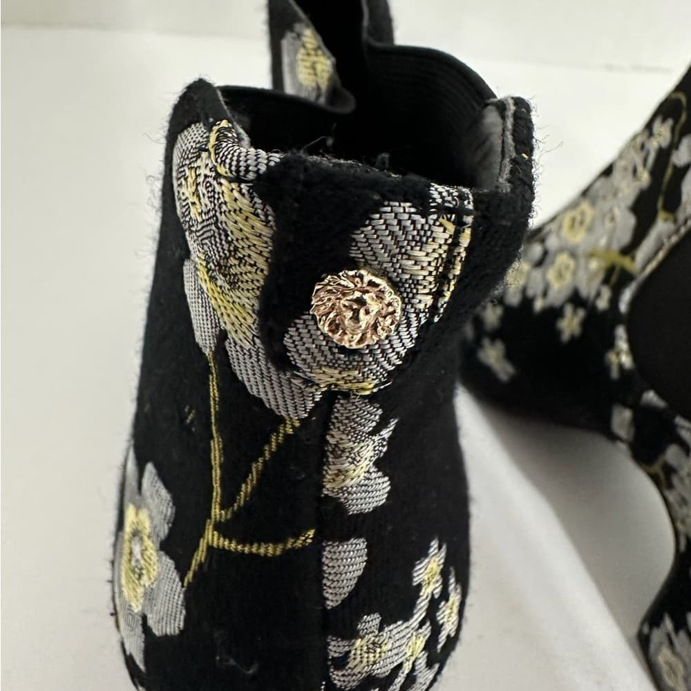 Anne Klein Gorgia Chelsea Floral Brocade Ankle Boots Black Booties Size 6M - Thumbnail 5