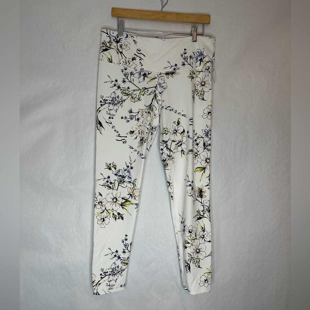 NWT Victoria’s Secret Sport White Floral Knockout Tights Leggings X-Large XL - Thumbnail 4