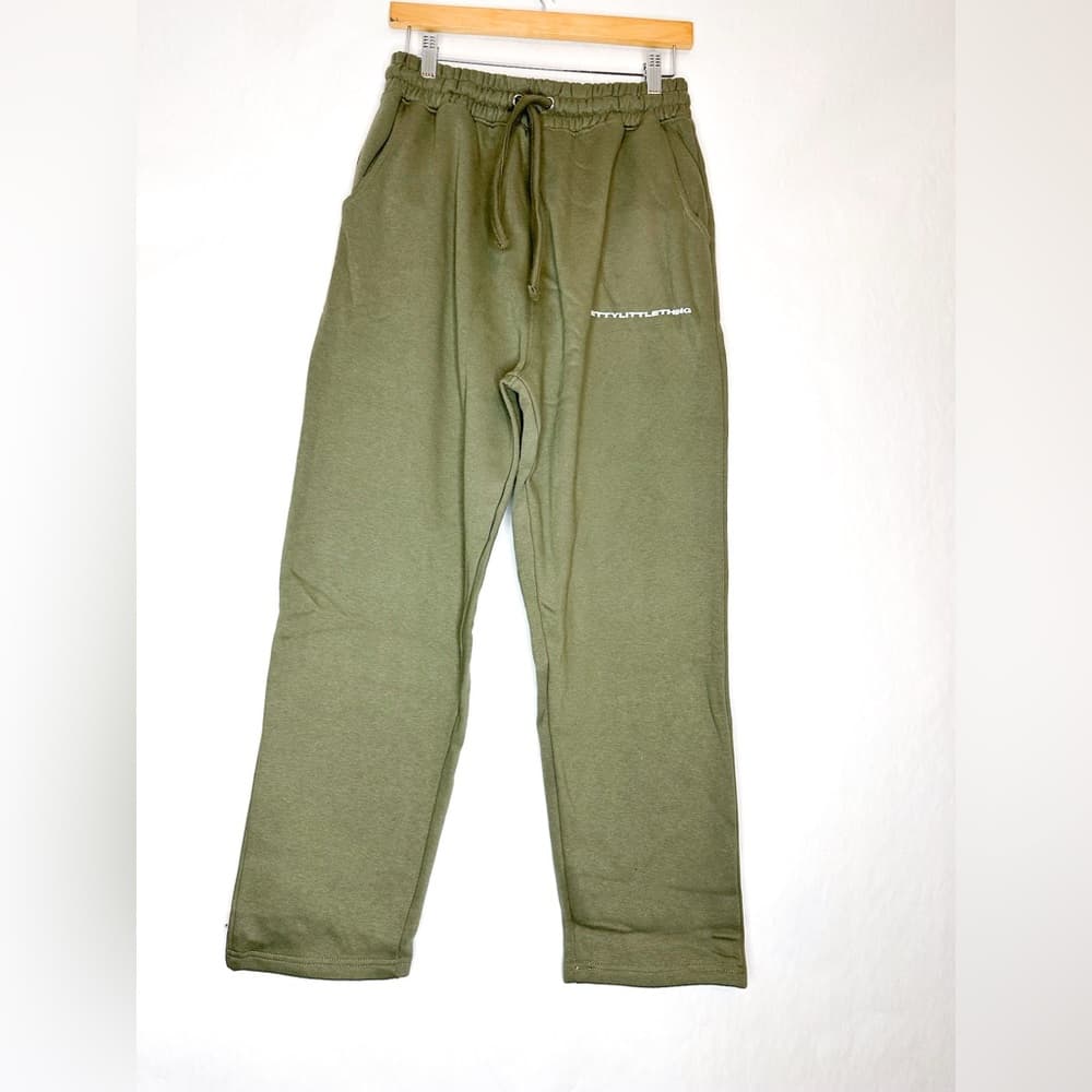 NWT PrettyLittleThing Khaki Green Straight Leg Logo Joggers Size Medium - Thumbnail 6
