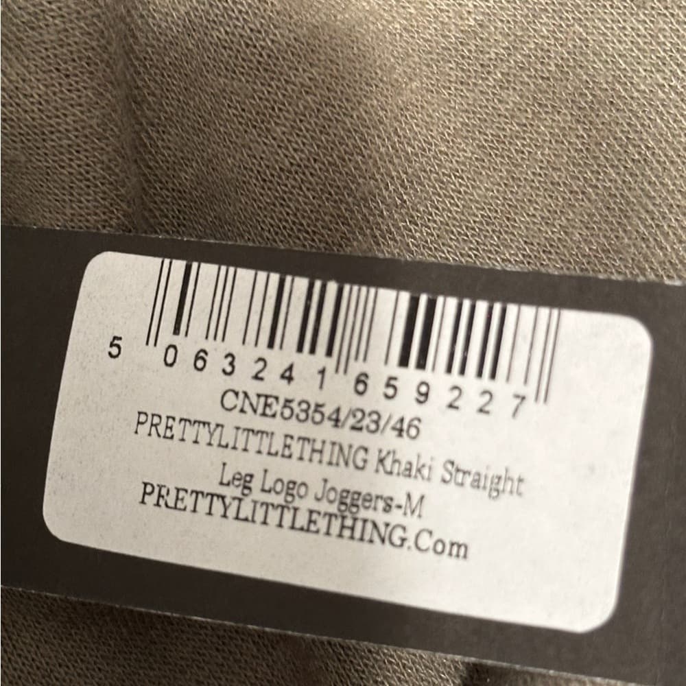 NWT PrettyLittleThing Khaki Green Straight Leg Logo Joggers Size Medium - Thumbnail 14