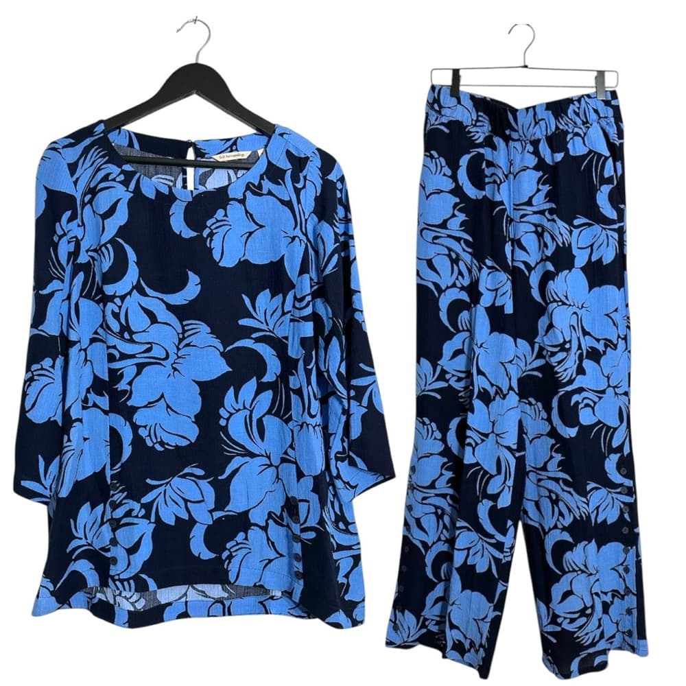 Soft Surroundings Blue Floral Tunic Pants 2 Piece Set Size Medium Resortwear - Thumbnail 16