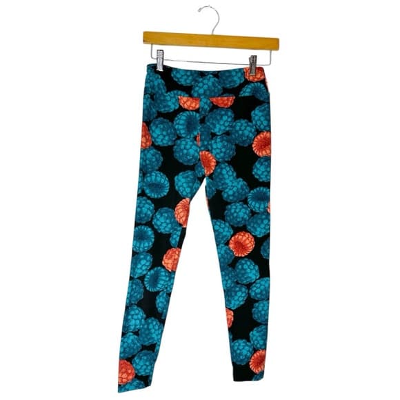 NWT LuLaRoe OS Black Leggings Raspberry Blue Fruit Print One Size Summer Lounge - Thumbnail 12