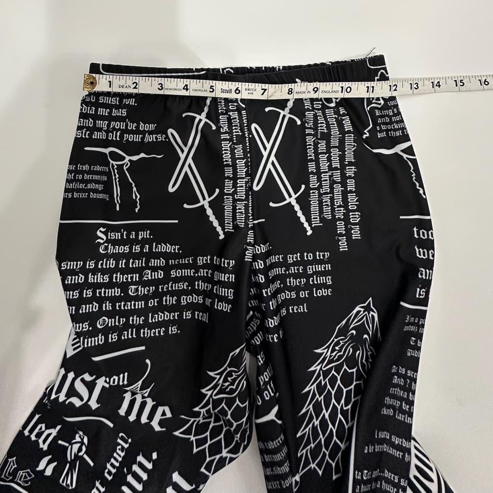 Game of Thrones Littlefinger Lord Baelish Quotes Leggings Black White One Size - Thumbnail 8