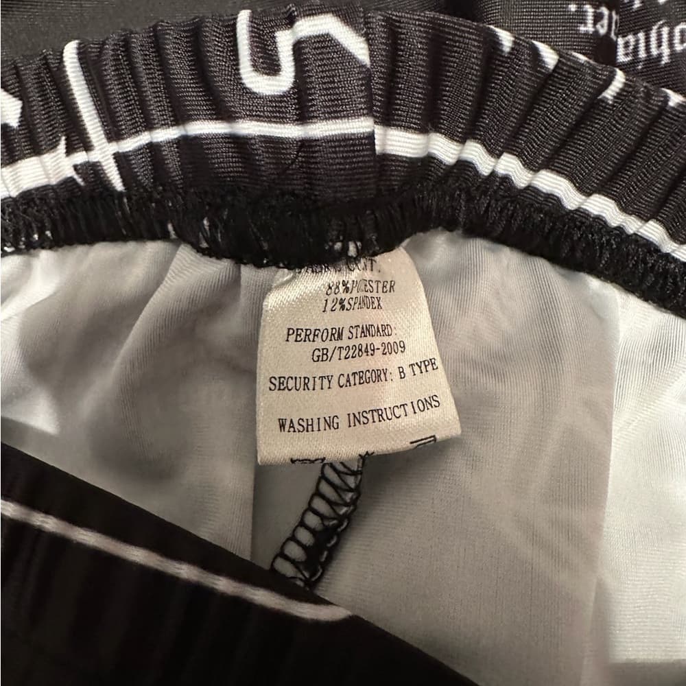 Game of Thrones Littlefinger Lord Baelish Quotes Leggings Black White One Size - Thumbnail 4