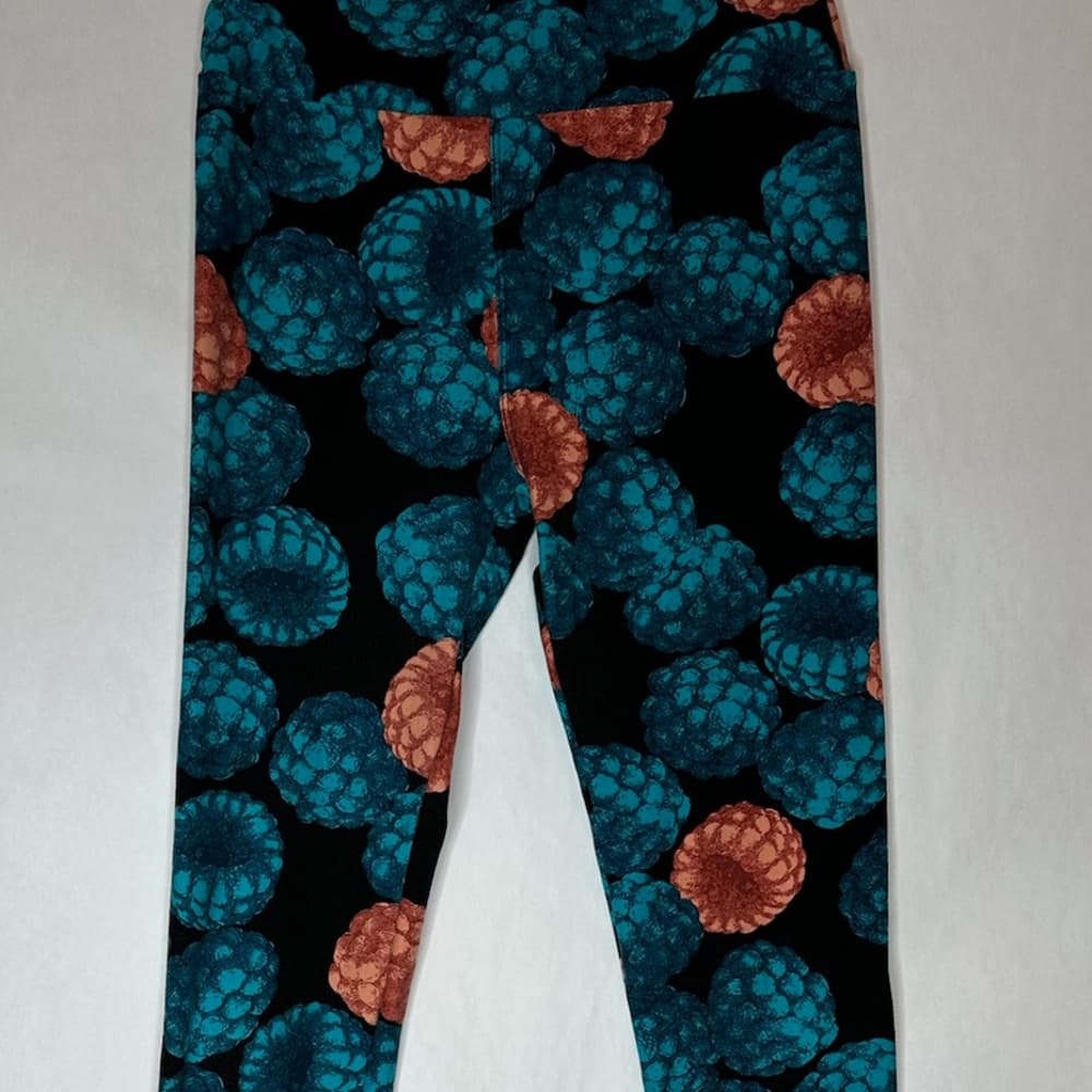 NWT LuLaRoe OS Black Leggings Raspberry Blue Fruit Print One Size Summer Lounge - Thumbnail 10
