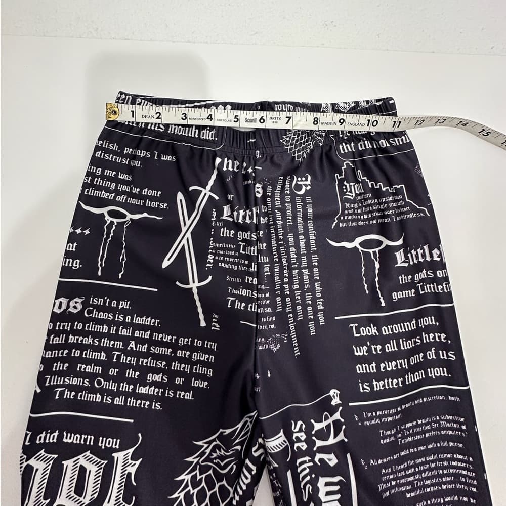 Game of Thrones Littlefinger Lord Baelish Quotes Leggings Black White One Size - Thumbnail 6