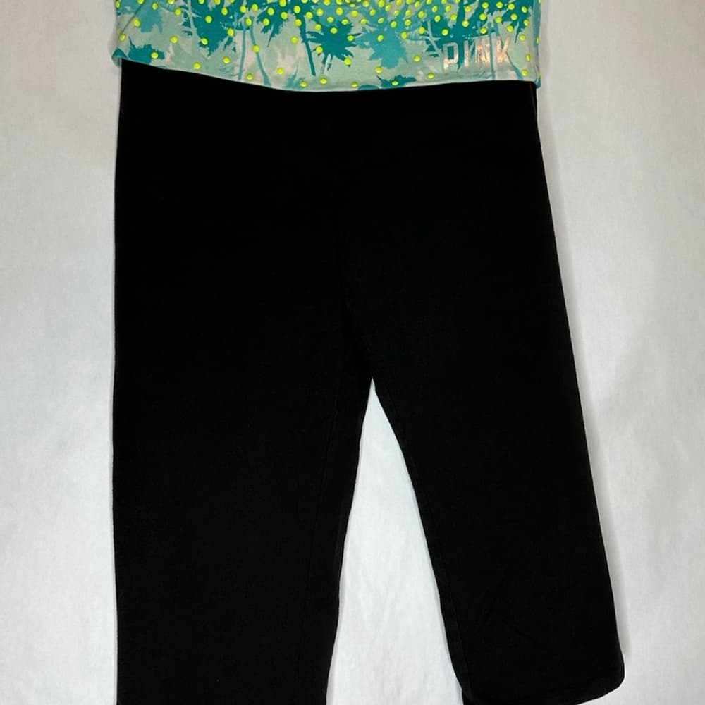PINK Victoria's Secret Tropical Print Palm Tree Black Yoga Capri Leggings Large - Thumbnail 2