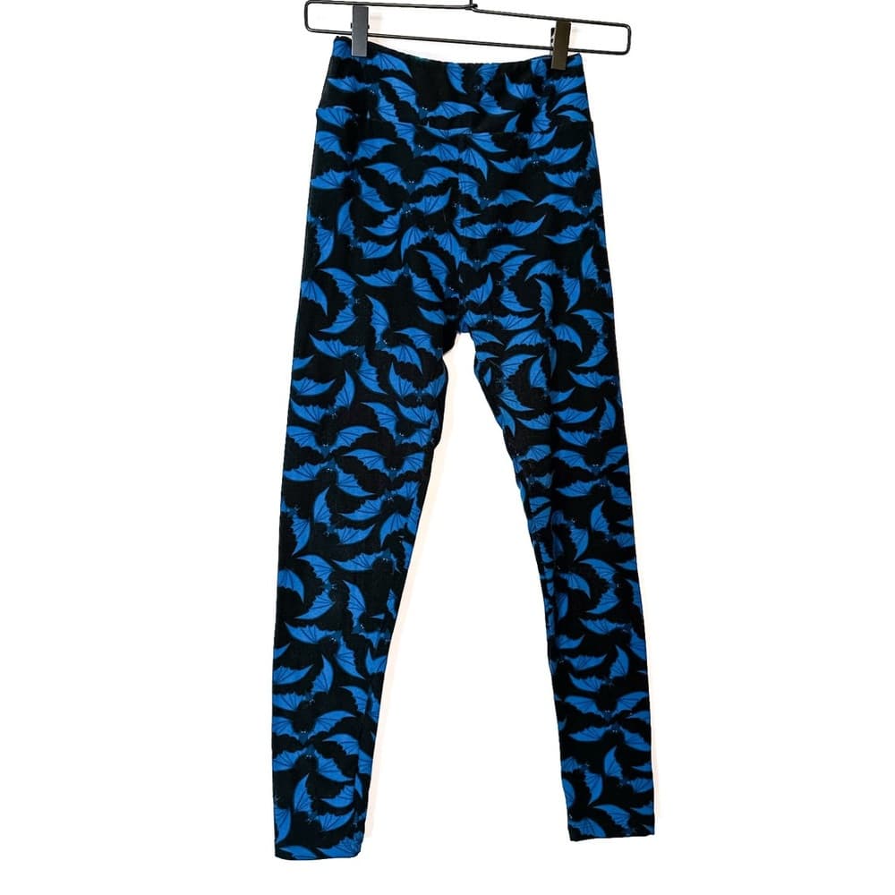 NWT LuLaRoe Leggings Black Blue Bat Print Size OS Goth Vampirecore Halloween - Thumbnail 6