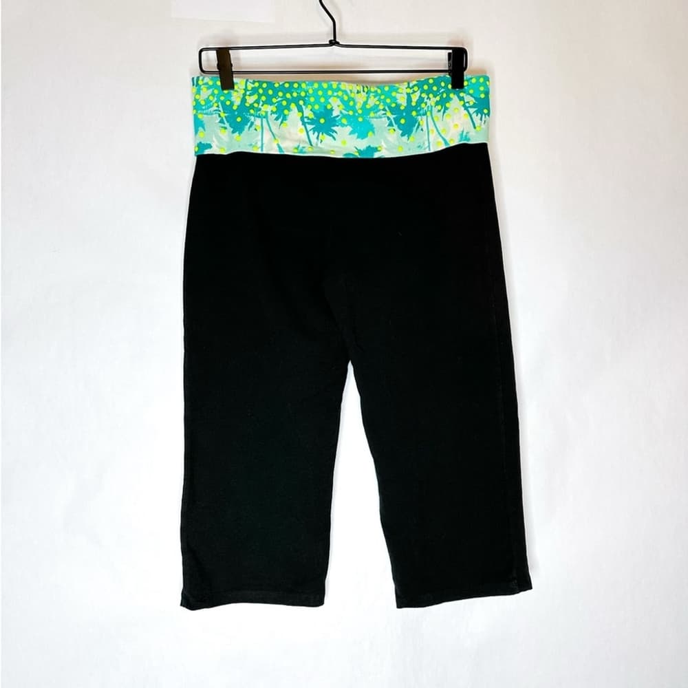 PINK Victoria's Secret Tropical Print Palm Tree Black Yoga Capri Leggings Large - Thumbnail 6