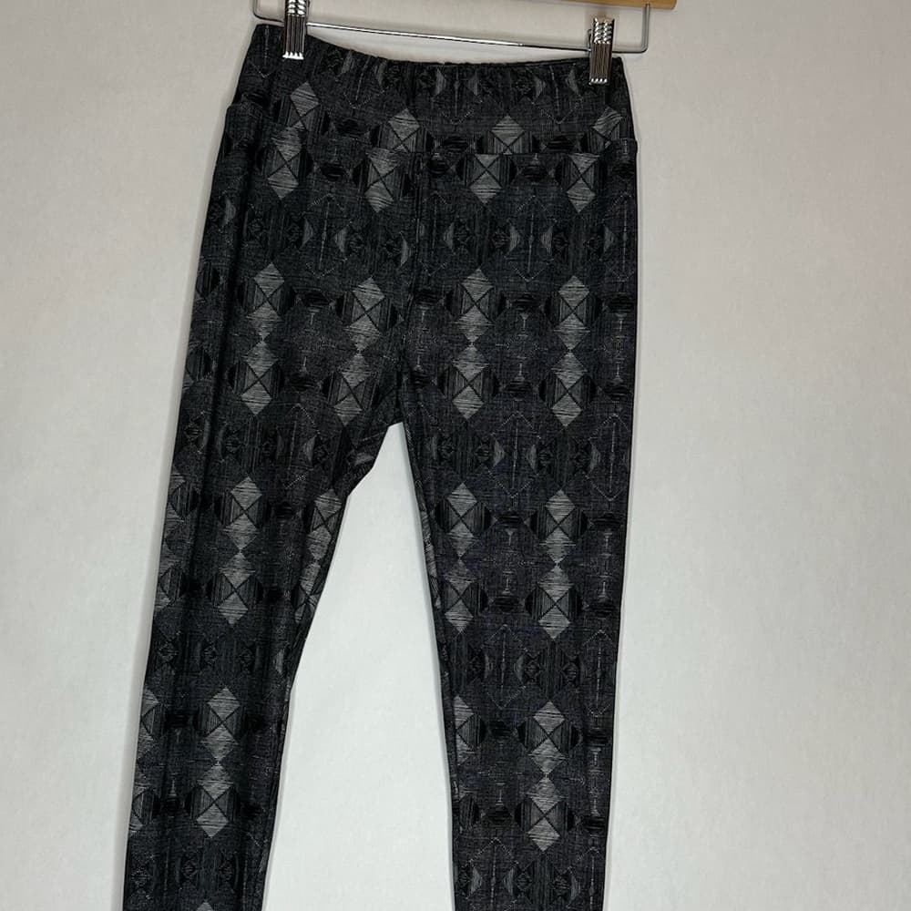 NWT LuLaRoe Gray Geometric Mosaic Print Leggings OS Buttery Soft Artsy Minimal - Thumbnail 6