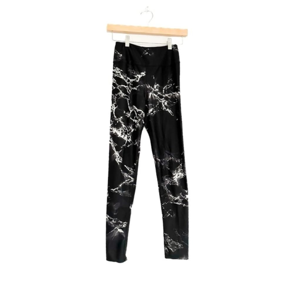 Hot Topic Marble Print Leggings Black Yoga Gym Activewear Size Medium - Thumbnail 10