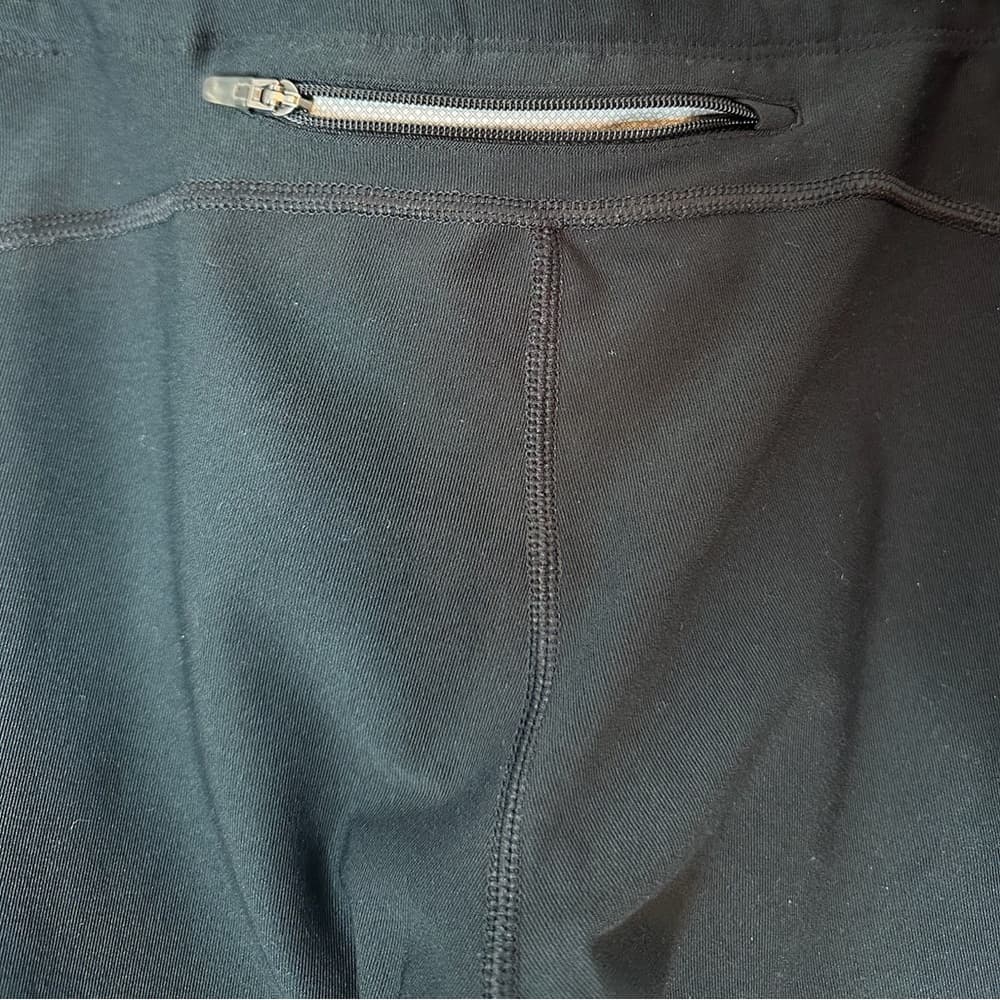 Nike Dri-Fit Black Capris Pink Trim See Thru Mesh Reflective Panels Size Medium - Thumbnail 4