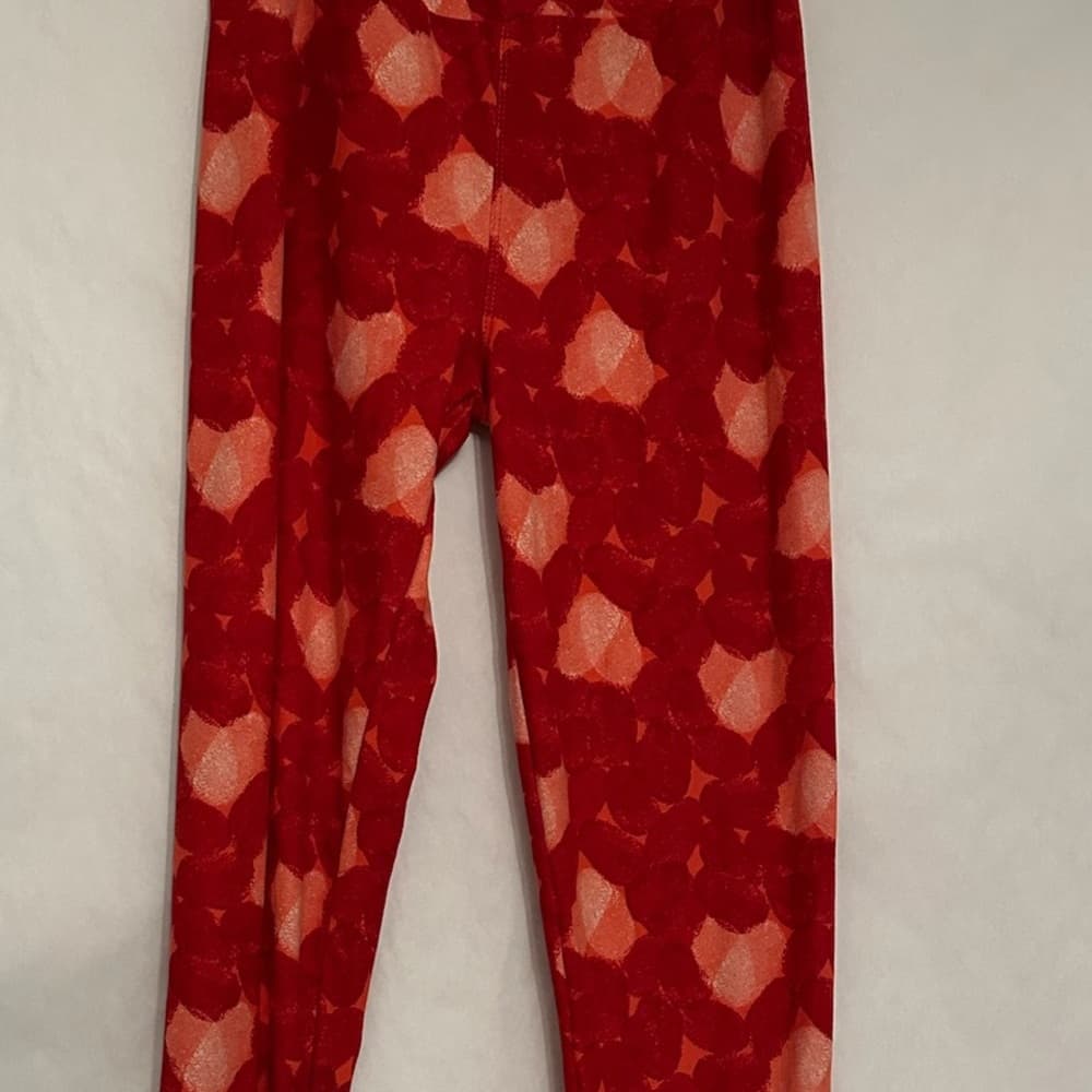 NWT LuLaRoe Red Thumbprint Heart Leggings Valentine’s Day OS Limited Edition - Thumbnail 6