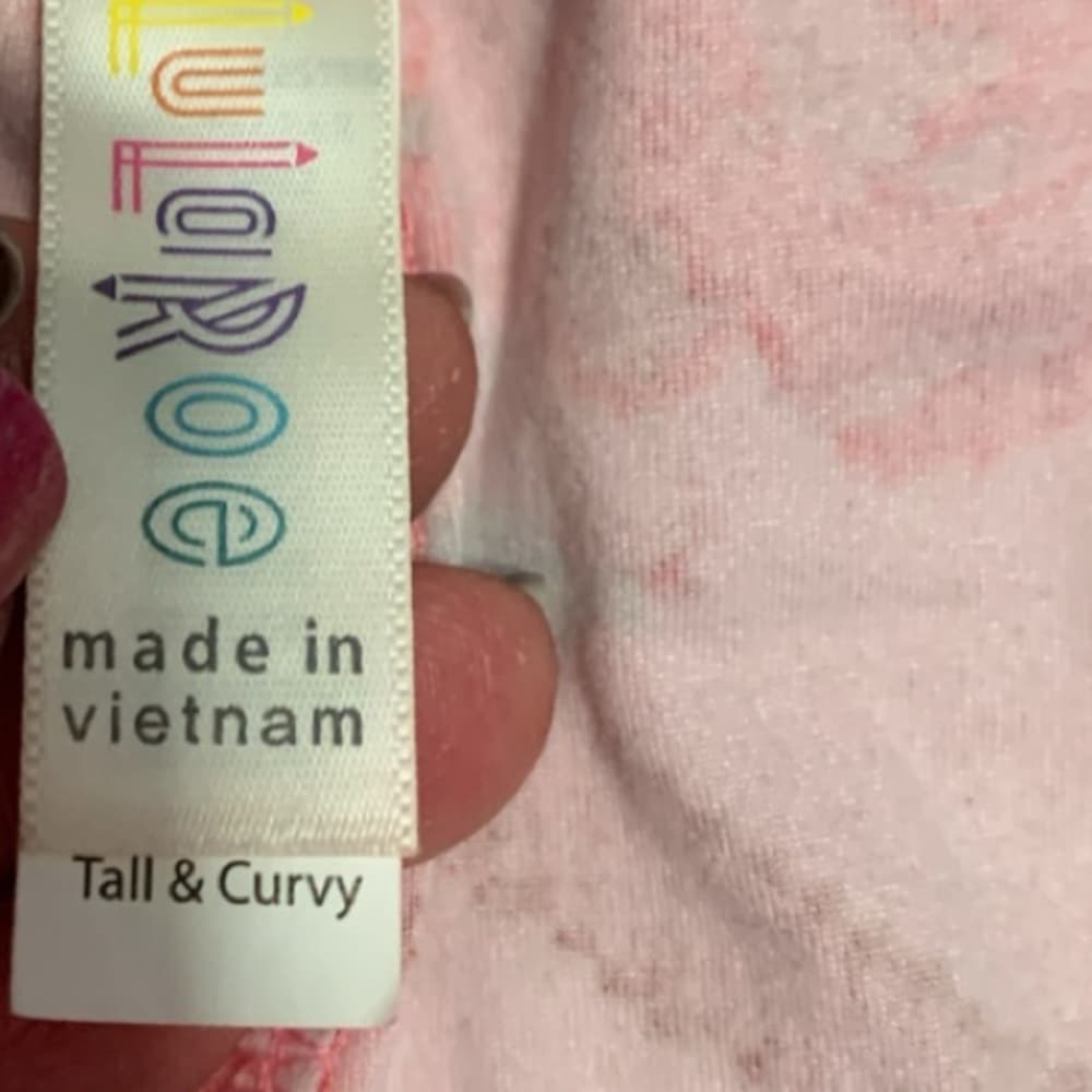 LuLaRoe Valentine Valentine’s Day TC Tall & Curvy Red Pink Hearts Roses Leggings - Thumbnail 4