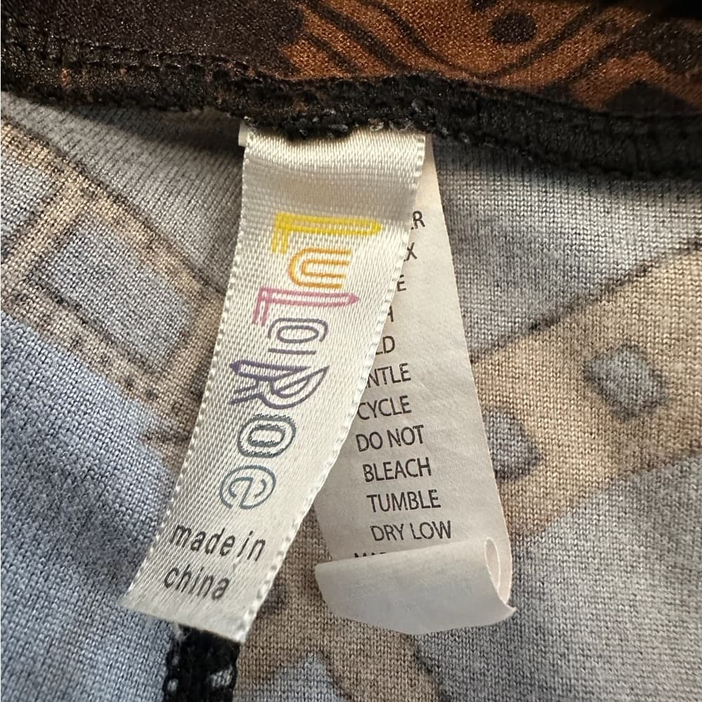 NWOT Lularoe Movie Reel Cinema Print Black Brown Leggings - Tall & Curvy TC - Thumbnail 4
