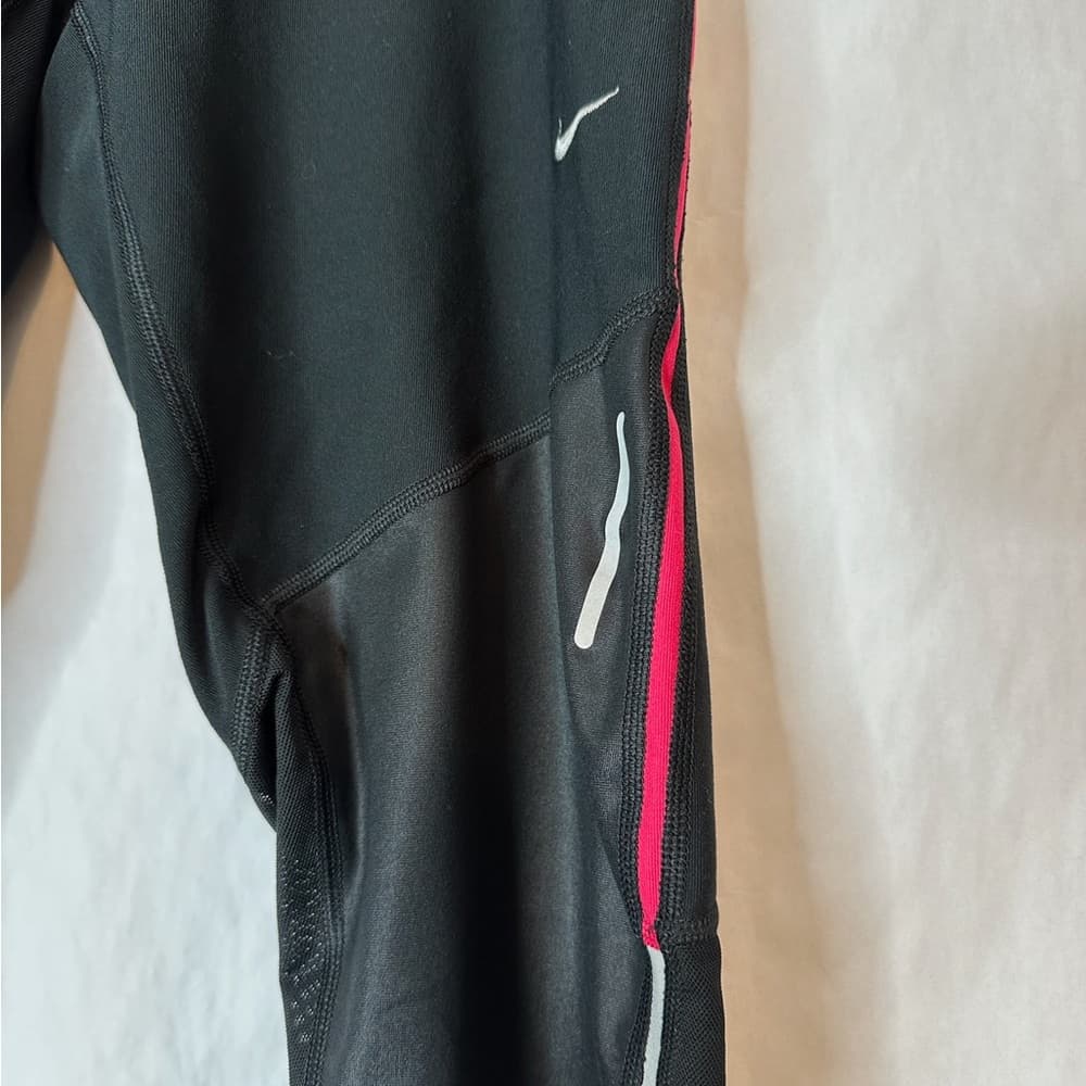 Nike Dri-Fit Black Capris Pink Trim See Thru Mesh Reflective Panels Size Medium - Thumbnail 8
