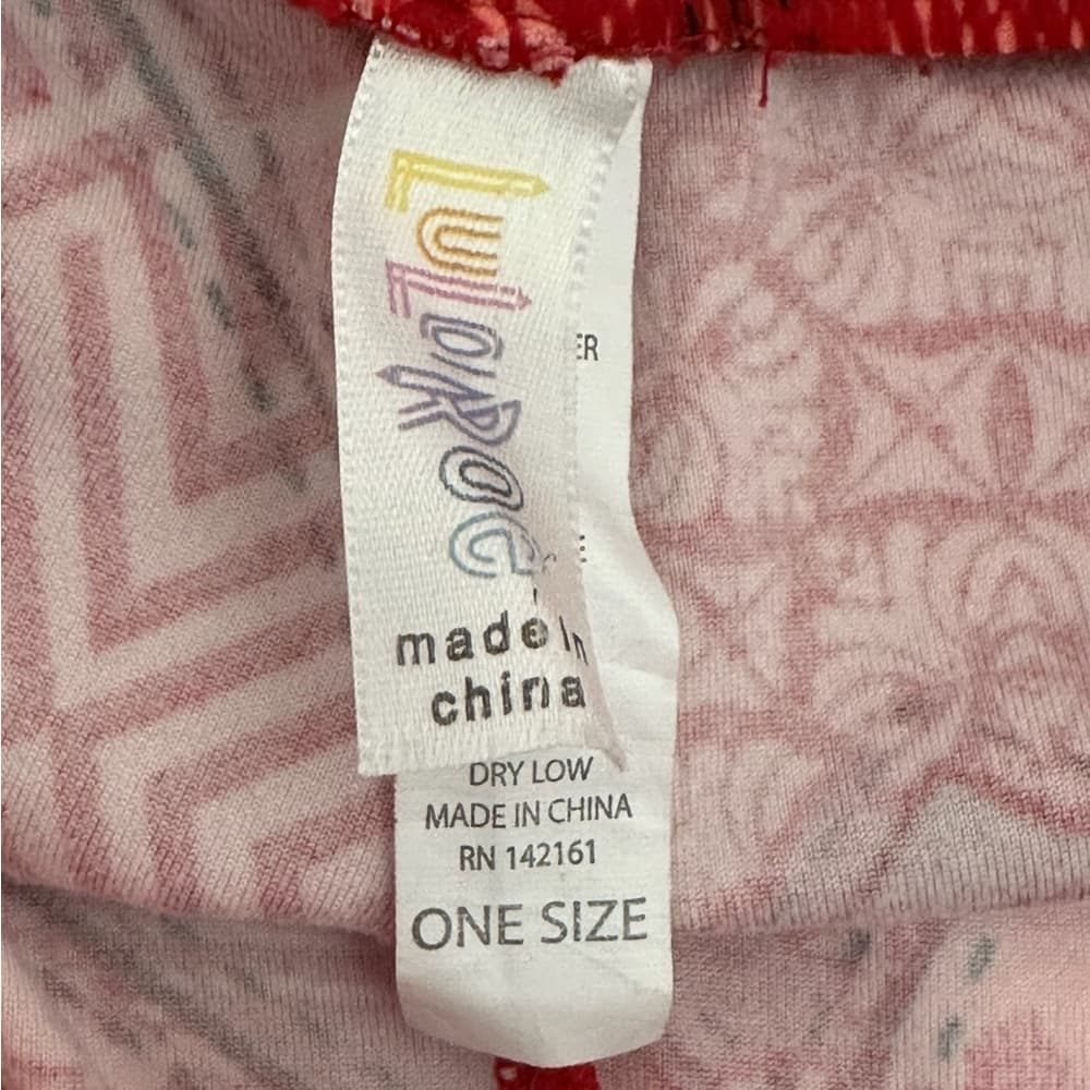 NWT LuLaRoe Leggings Valentine Patchwork Heart Print OS (2-10 One Size) - Thumbnail 4