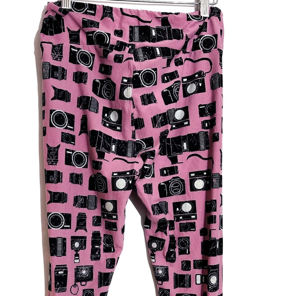 NWT LuLaRoe Pink Camera Print Leggings TC Tall & Curvy Photography Aesthetic - Thumbnail 4