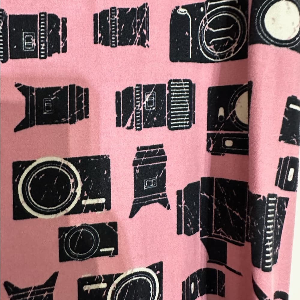NWT LuLaRoe Pink Camera Print Leggings TC Tall & Curvy Photography Aesthetic - Thumbnail 2