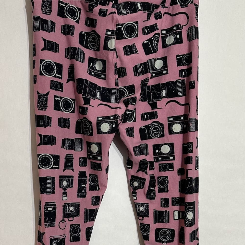 NWT LuLaRoe Pink Camera Print Leggings TC Tall & Curvy Photography Aesthetic - Thumbnail 8