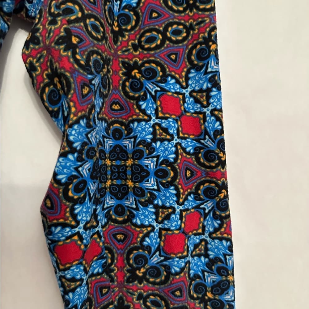 NWT LuLaRoe Blue Red Mandala Print Leggings One Size Kaleidoscope Boho Pattern - Thumbnail 3