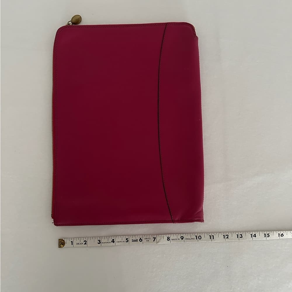 Levenger Magenta Leather Paper Folio Zipper Case Organizer with Pockets - Thumbnail 2